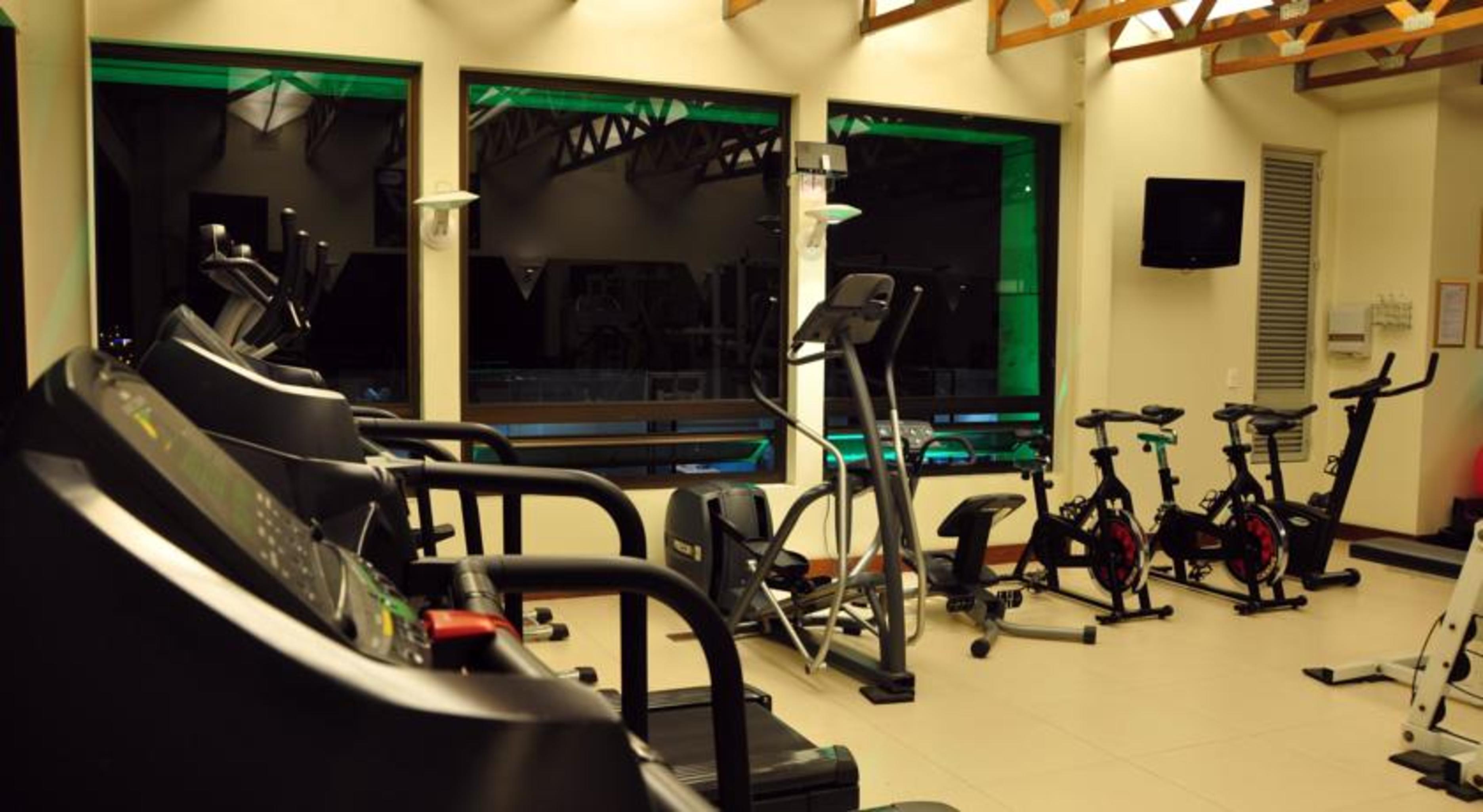 Bogota Plaza Hotel Exterior photo A gym in a hotel