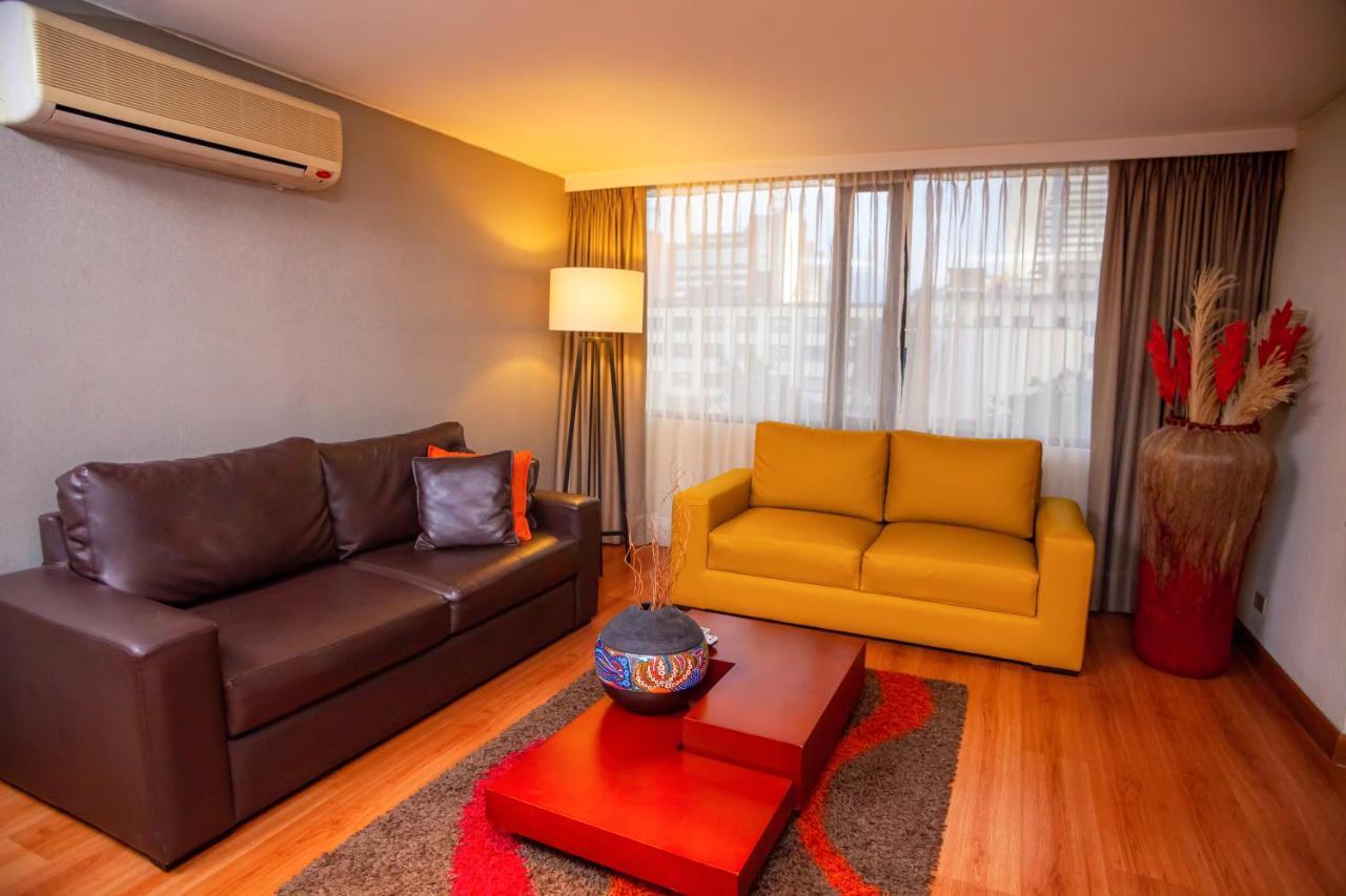 Bogota Plaza Hotel Exterior photo Living room