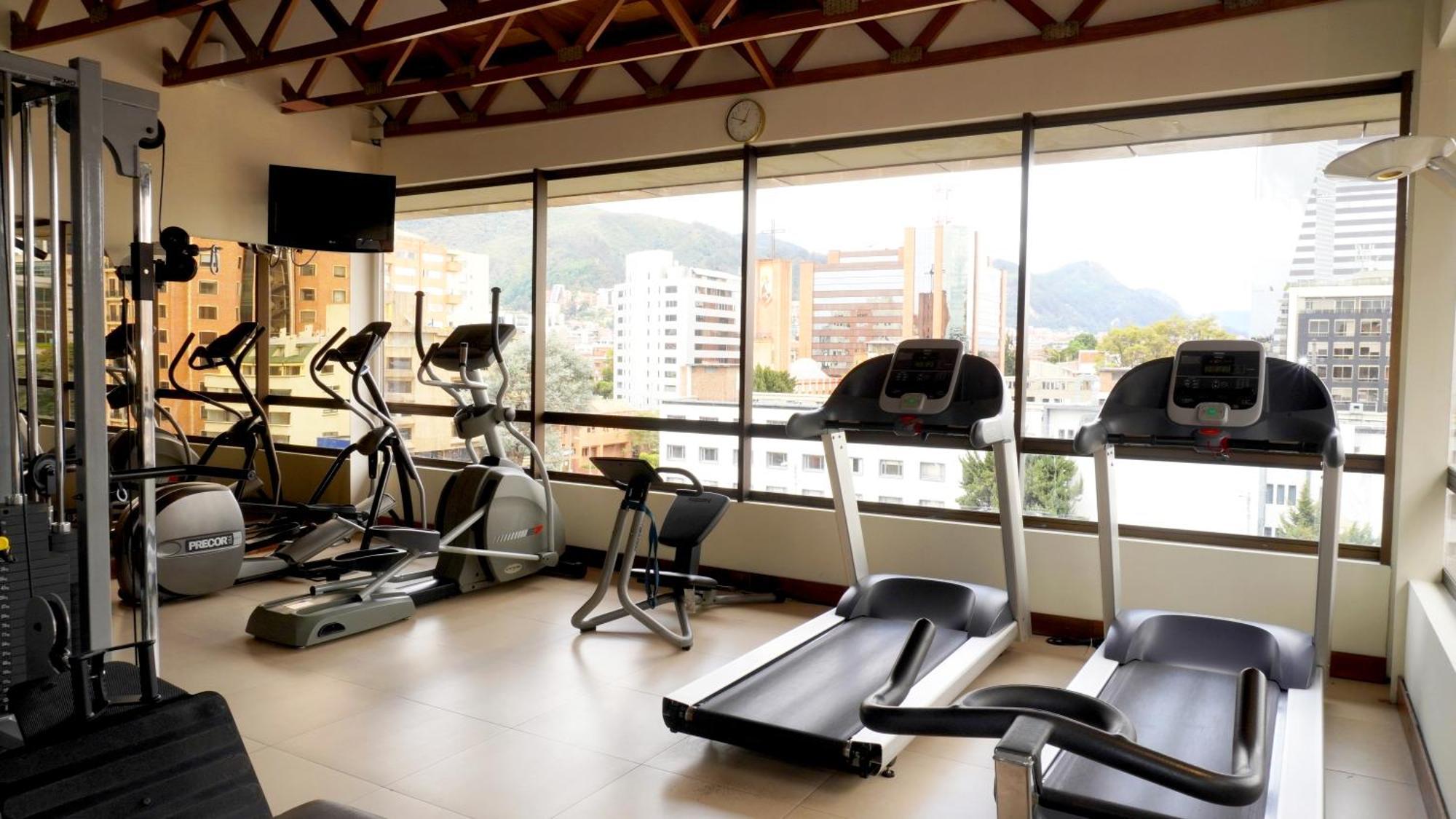 Bogota Plaza Hotel Exterior photo A gym in Bogotá, Colombia