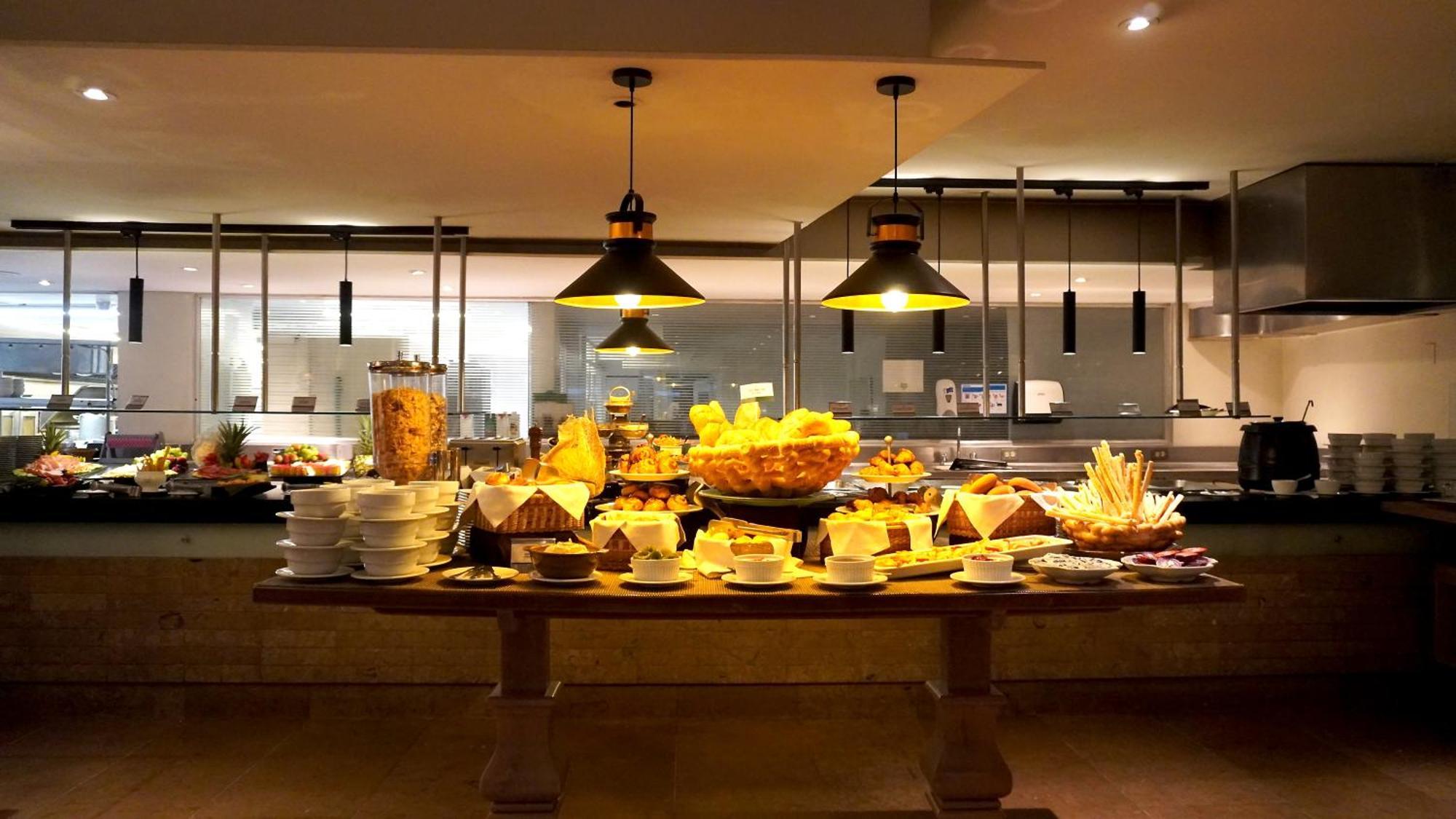 Bogota Plaza Hotel Exterior photo A cheese platter