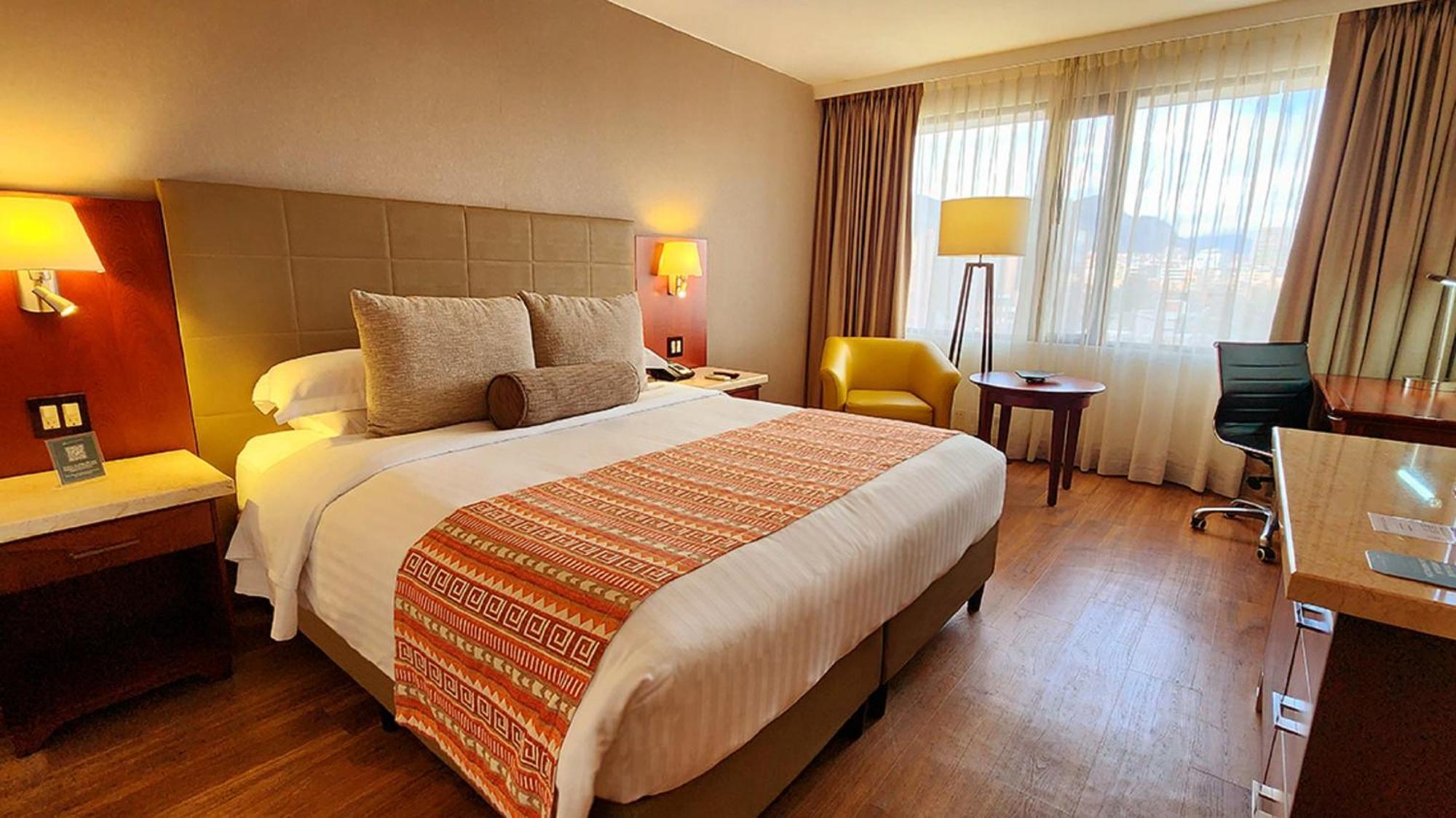 Bogota Plaza Hotel Exterior photo A room at the hotel