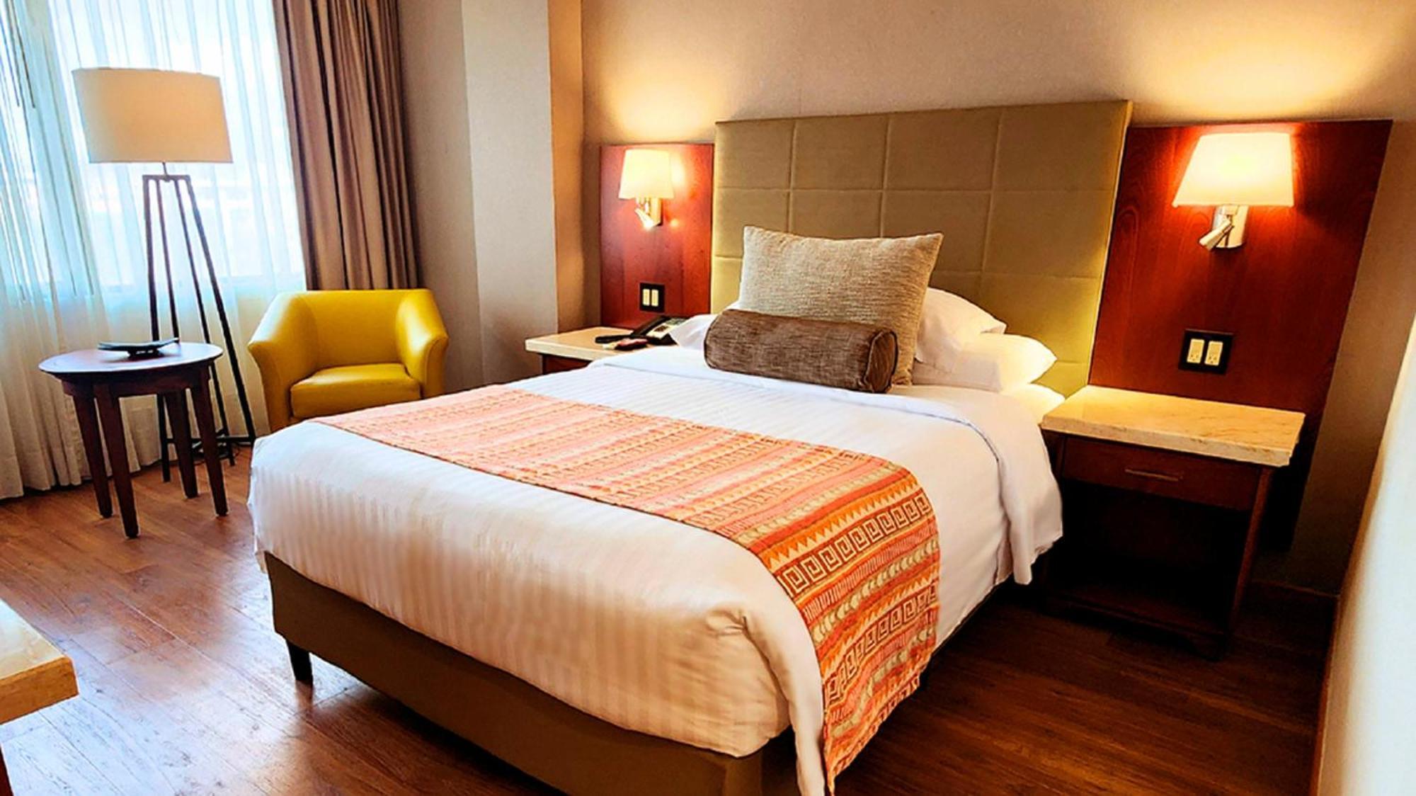 Bogota Plaza Hotel Exterior photo A bedroom at the hotel