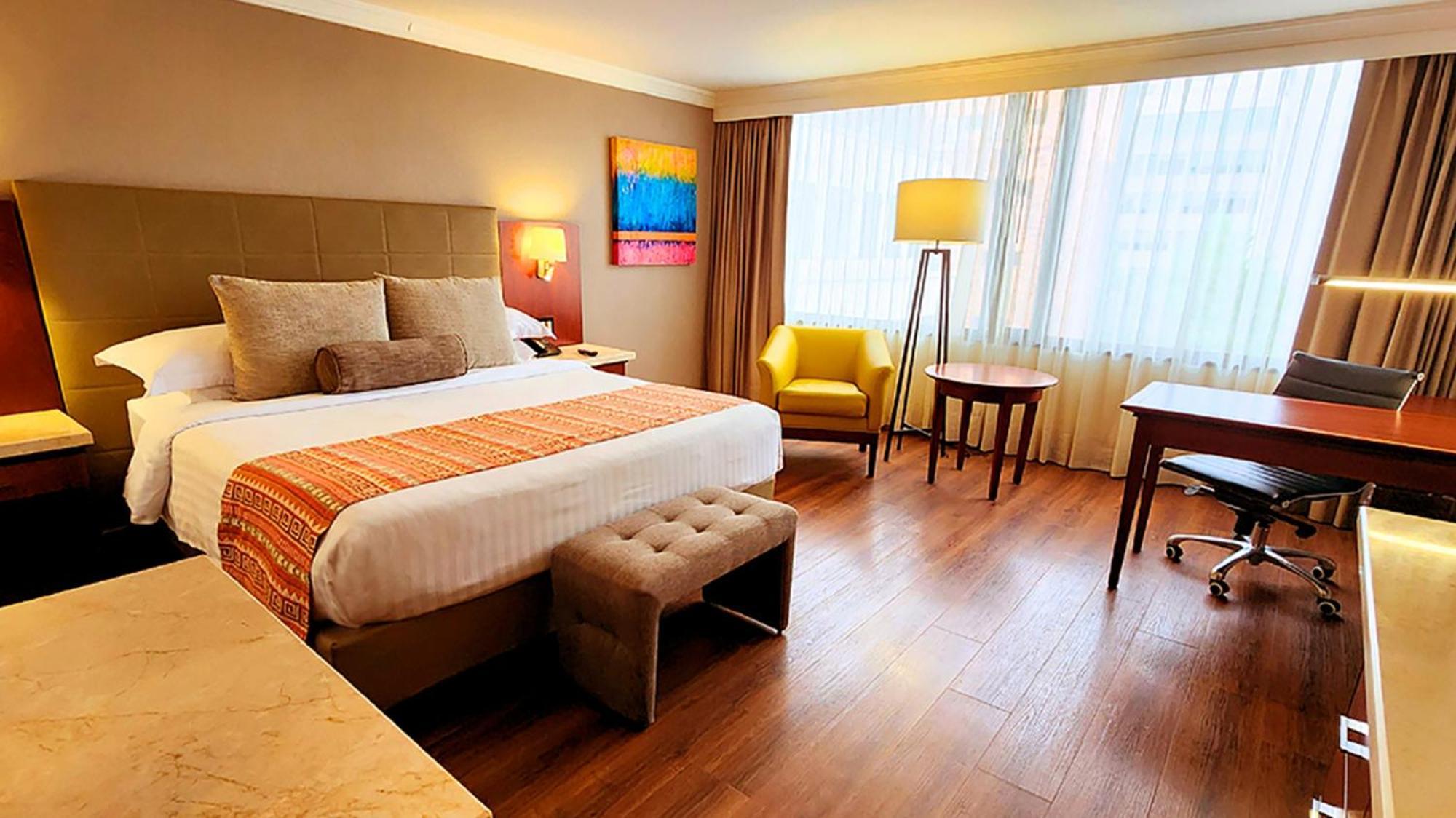 Bogota Plaza Hotel Exterior photo A room at the hotel